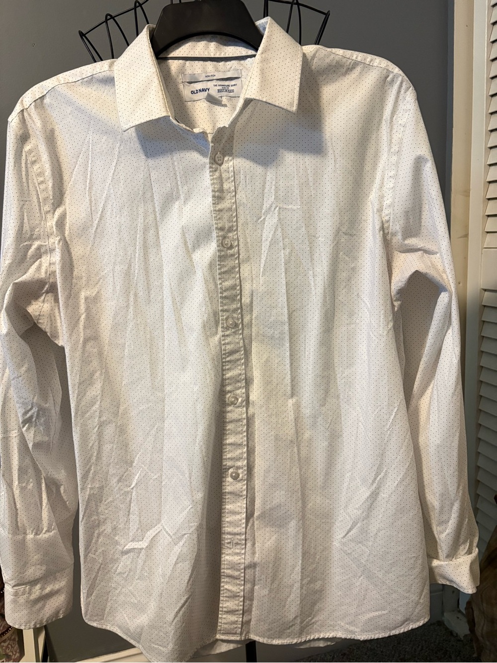 Old Navy White Button-Up Dress Shirt with Microdot Pattern